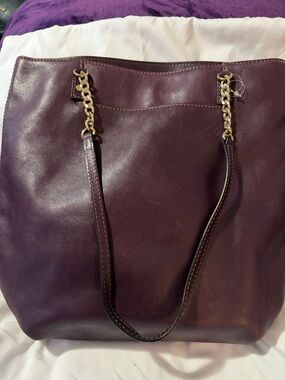 Women's Leather Tote Bag in Deep Plum